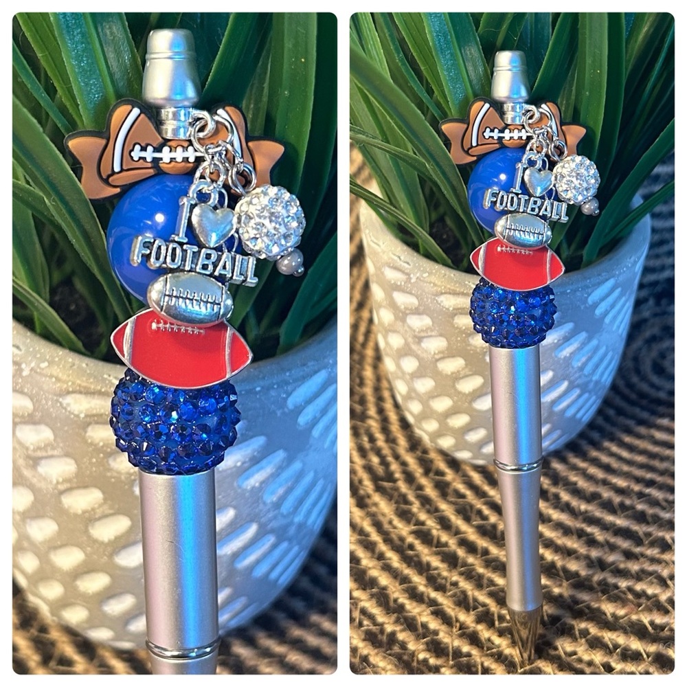 💙🏈 Football Beaded Pen